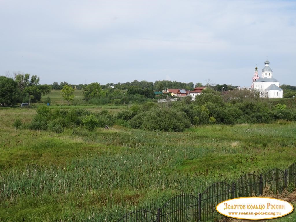 Суздальский Кремль. Вид на долину реки Каменка