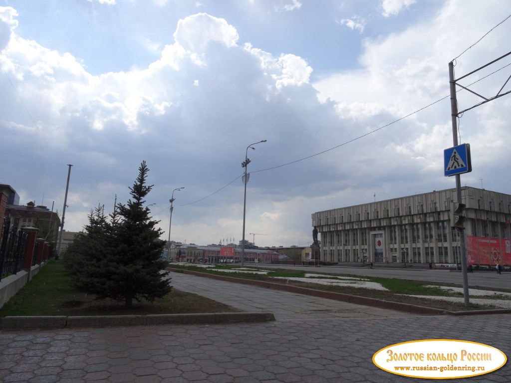 Площадь Ленина. Площадь в 2015 году