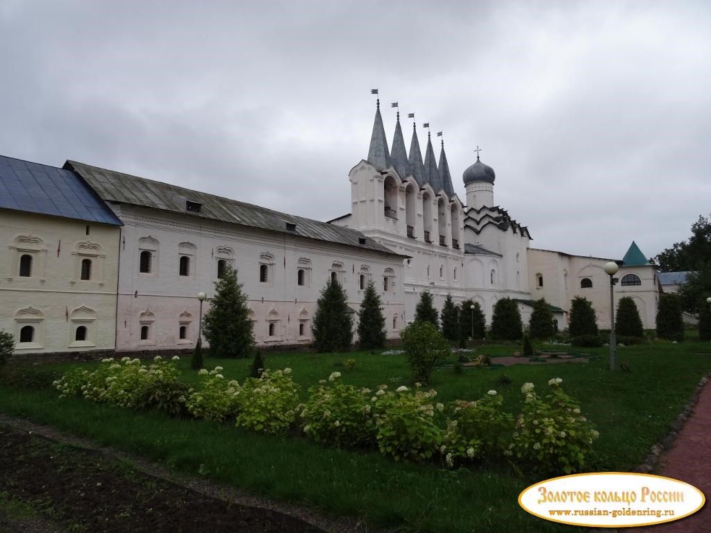 Богородичный Тихвинский Успенский монастырь. Огород