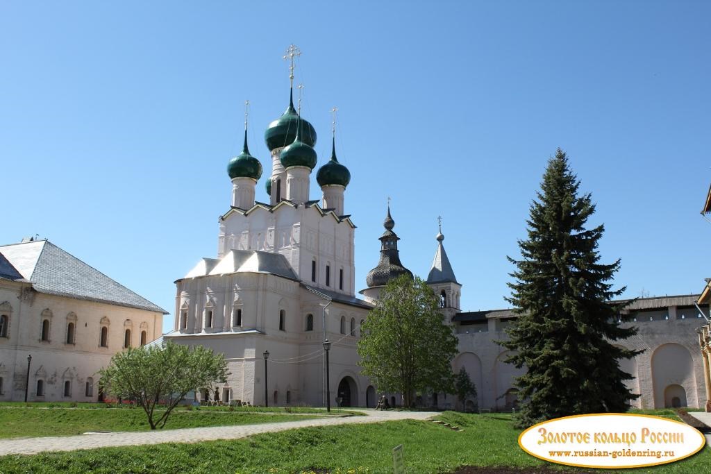 Ростовский Кремль. Церковь Иоанна Богослова