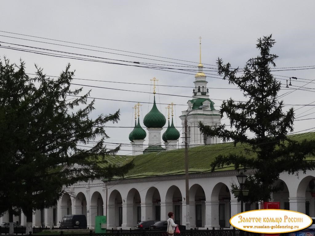 Торговые ряды. Церковь Спаса в Рядах