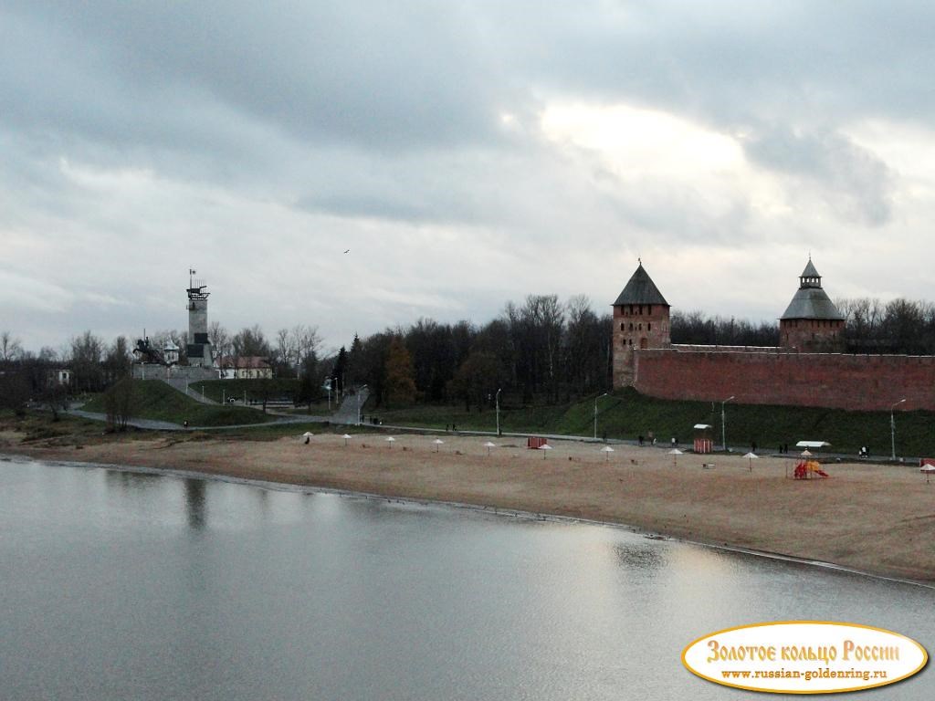 Новгородский Детинец (кремль). Река Волхов