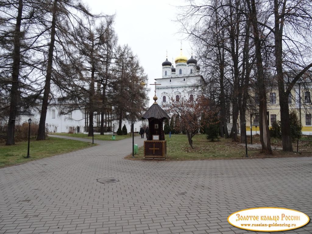 Иосифо-Волоцкий монастырь