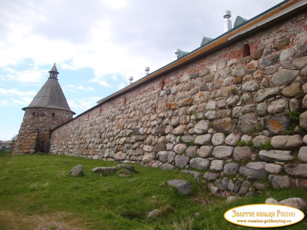 Соловецкий монастырь. Восточная стена