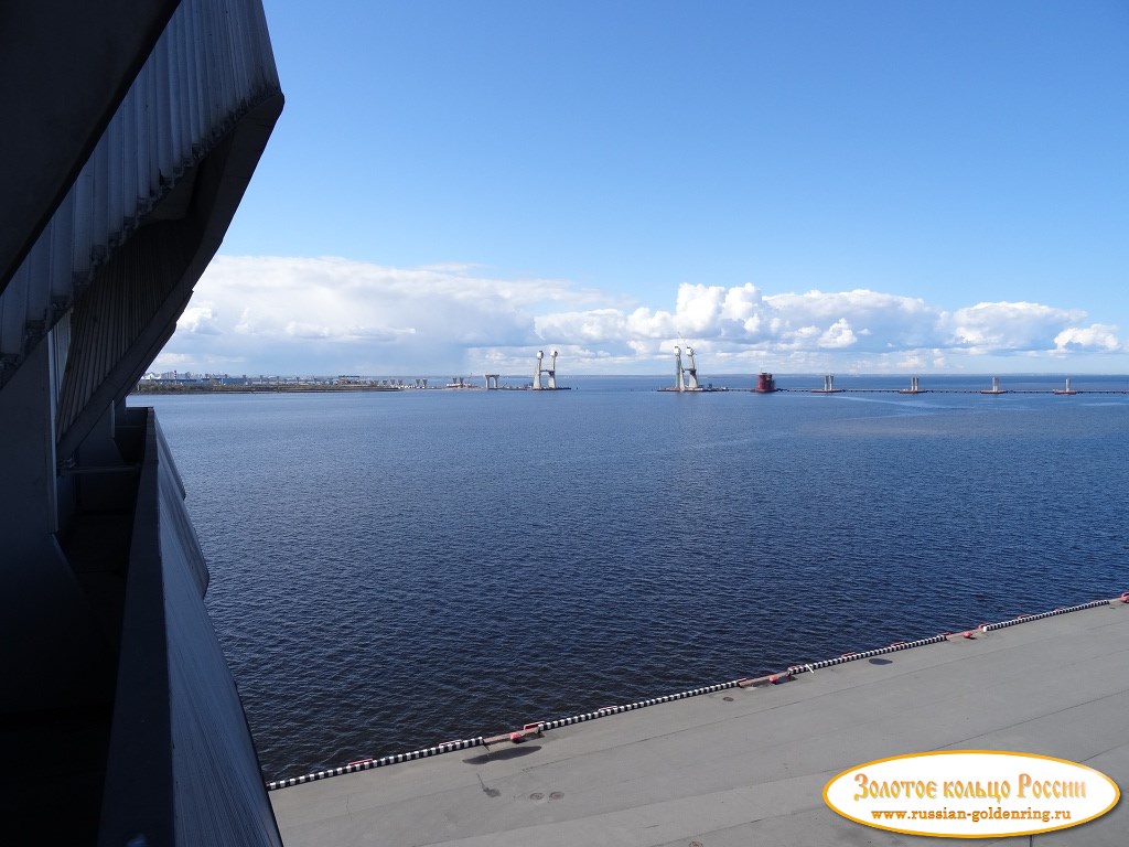 Морской вокзал (старое здание). Утро на берегу Финского залива