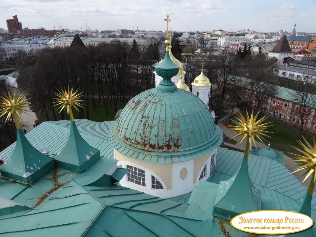 Спасо-Преображенский монастырь. Купол церкви Ярославских Чудотворцев
