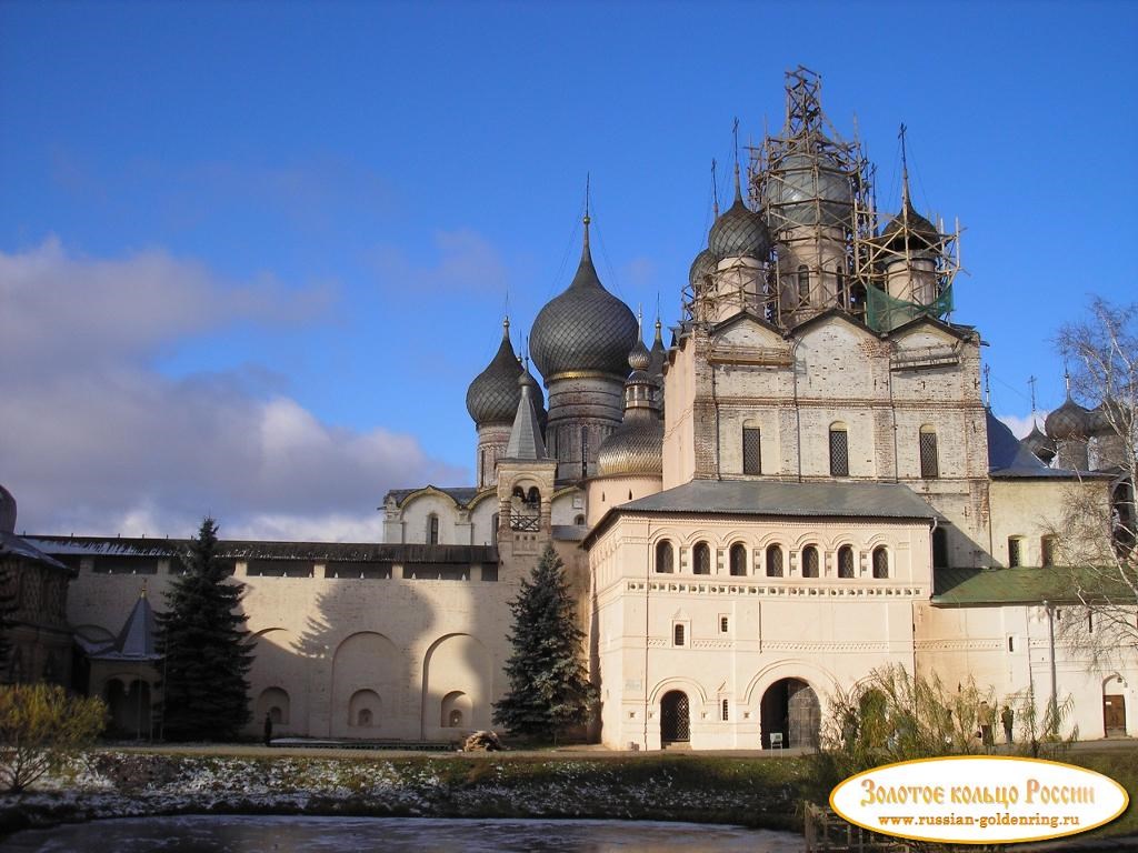 Ростовский Кремль. Воскресенская церковь