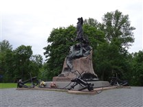 Достопримечательности Санкт-Петербурга. Морской собор Николая Чудотворца. Памятник адмиралу Макарову