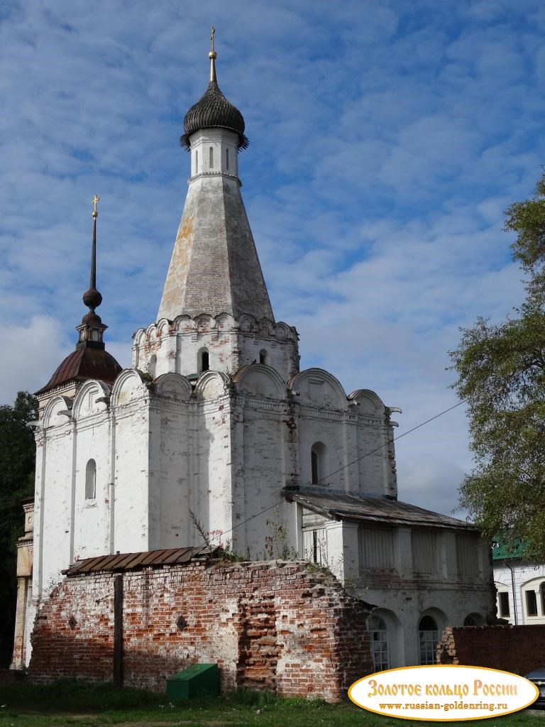 Переславский кремль. Церковь Петра