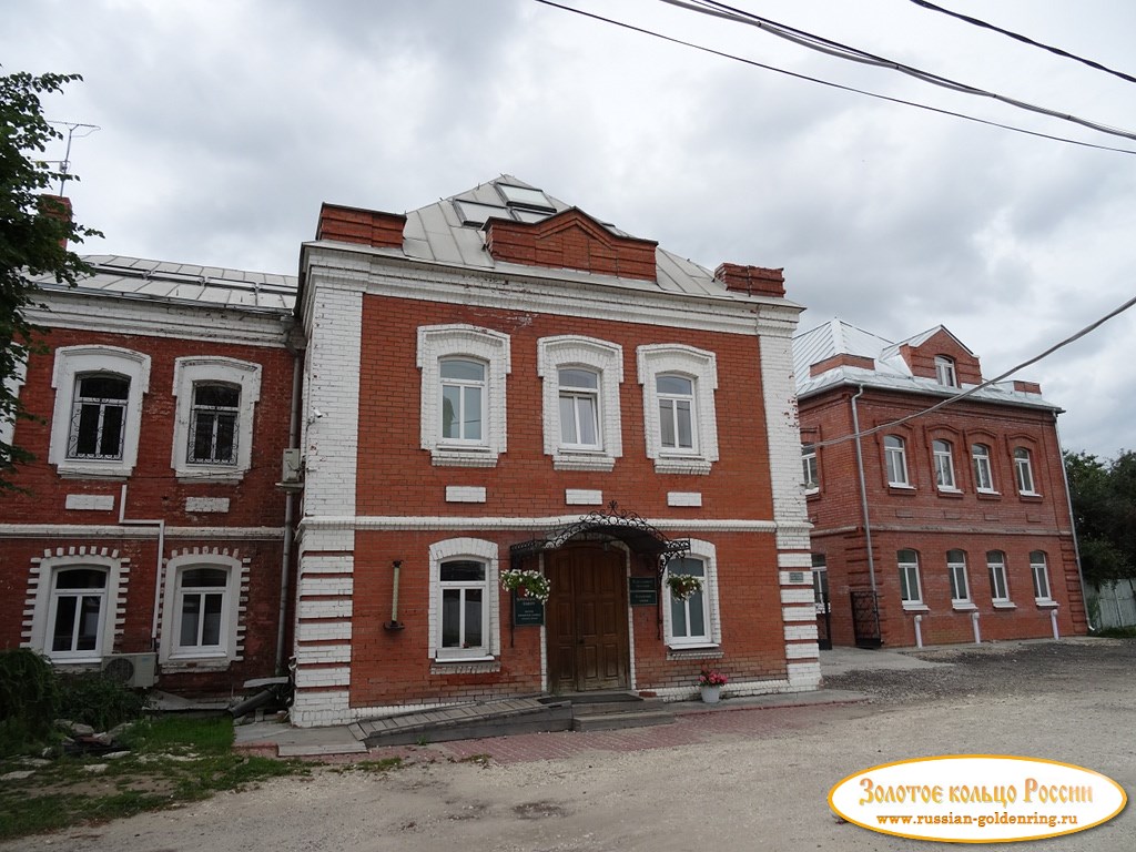 Церковь Троицы Живоначальной. Гимназия и воскресная школа