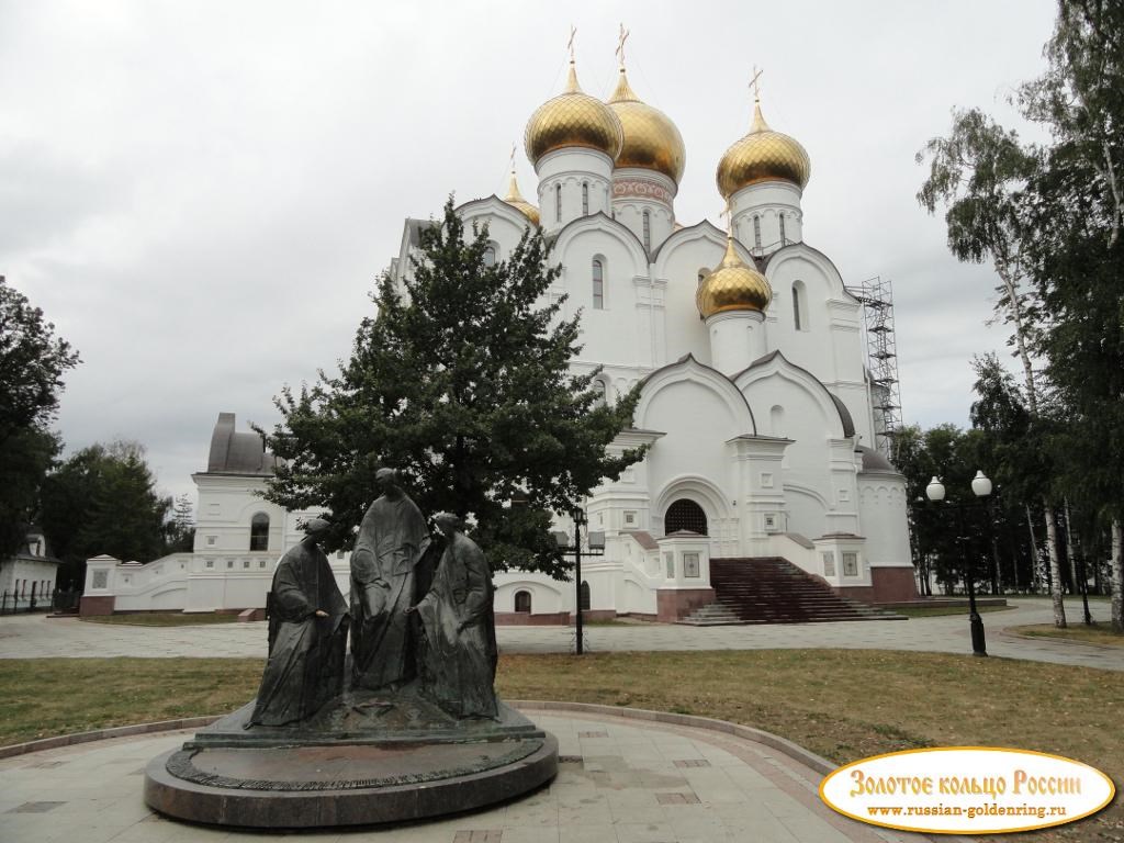 Собор Успения Богоматери. Скульптура 