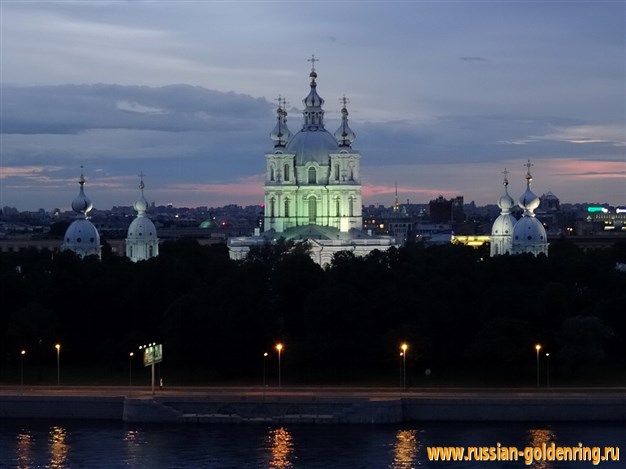 Достопримечательности Санкт-Петербурга. Смольный монастырь