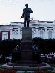 Владимир. Памятник Ленину