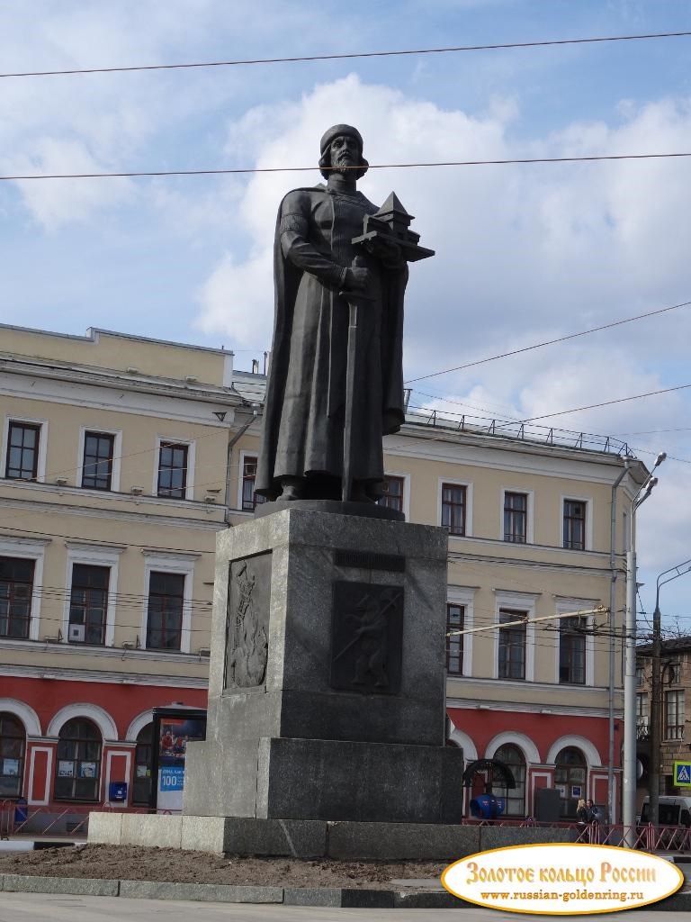 Памятник Ярославу Мудрому. Ярославль