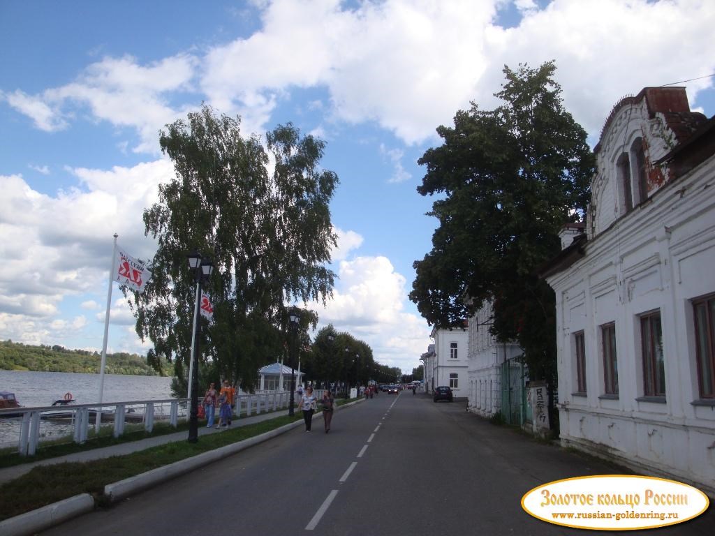 Городская набережная. Плёс