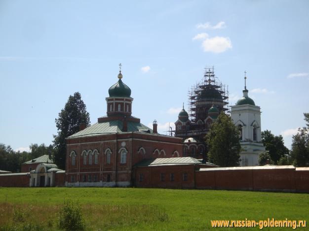 Достопримечательности Можайска. Спасо-Бородинский монастырь