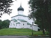 Псков. Церковь Василия на Горке