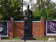 Зарайск. Памятник Дмитрию Пожарскому