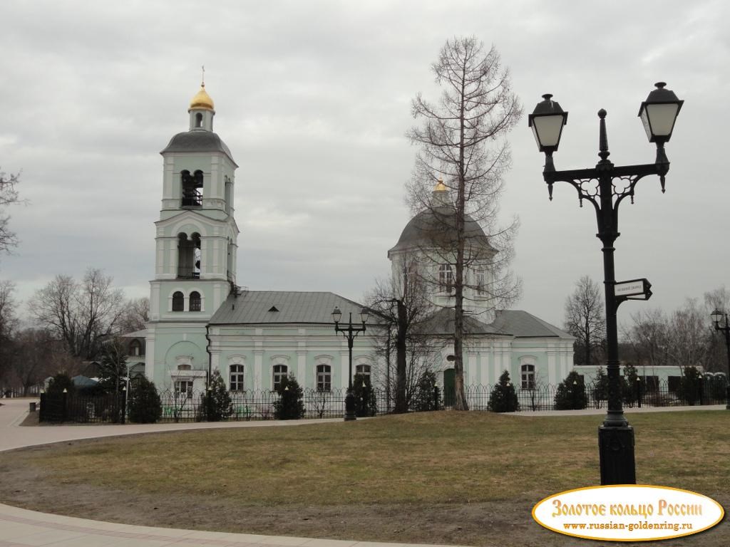 Царицыно. Резиденция Екатерины II. Церковь Иконы Живоносный Источник